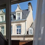 Guillaume Suites